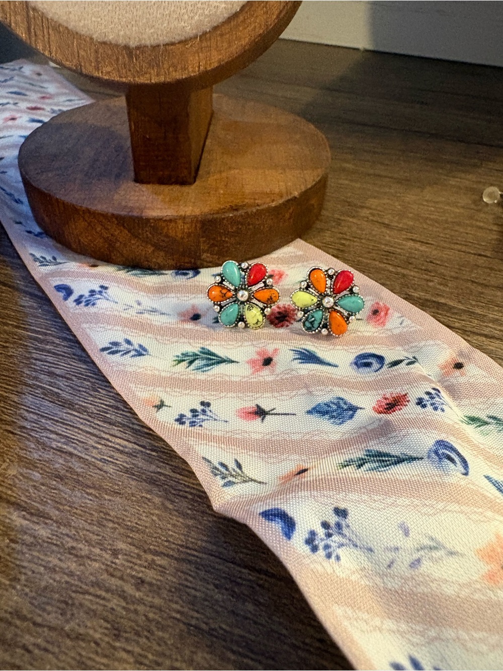 Colorful Floral Cluster Stud Earrings - Multi-Color